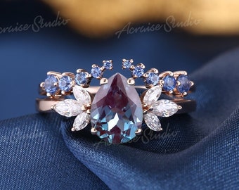 Unique Alexandrite Engagement Ring Set Women Rose Gold Pear shaped Vintage Alexandrite Ring Wedding Promise Rings Blue Sapphire band