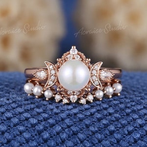 Vintage Akoya Perle Verlobungsring Set Rose Gold Perle und Moissanite Offene Ehering Einzigartige Mond Design Jubiläum Ringe Für Frauen