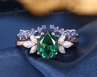 Vintage Pear Shaped Emerald Engagement Ring Set Rose Gold Green Gemstone Butterfly Wings Wedding Ring Blue Sapphire Open Band For Women
