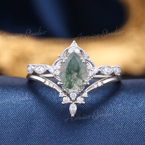 Pear Moss Agate engagement ring set Vintage white gold bridal set green agate ring vintage Wedding Rings Women Unique diamond cluster ring