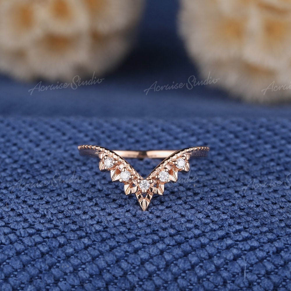 Curved Wedding Band Vintage Rose Gold Moissanite/Diamond Chevron Ring V Shaped Leaf Wedding Band Matching Ring Milgrain Floral Band Stacking