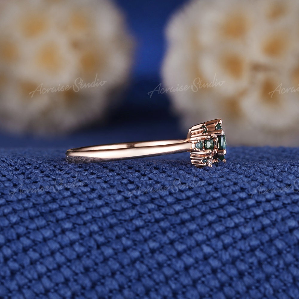 Art Deco Green Sapphire Engagement Ring Vintage Teal Art Deco Green Sapphire Engagement Ring Vintage Teal