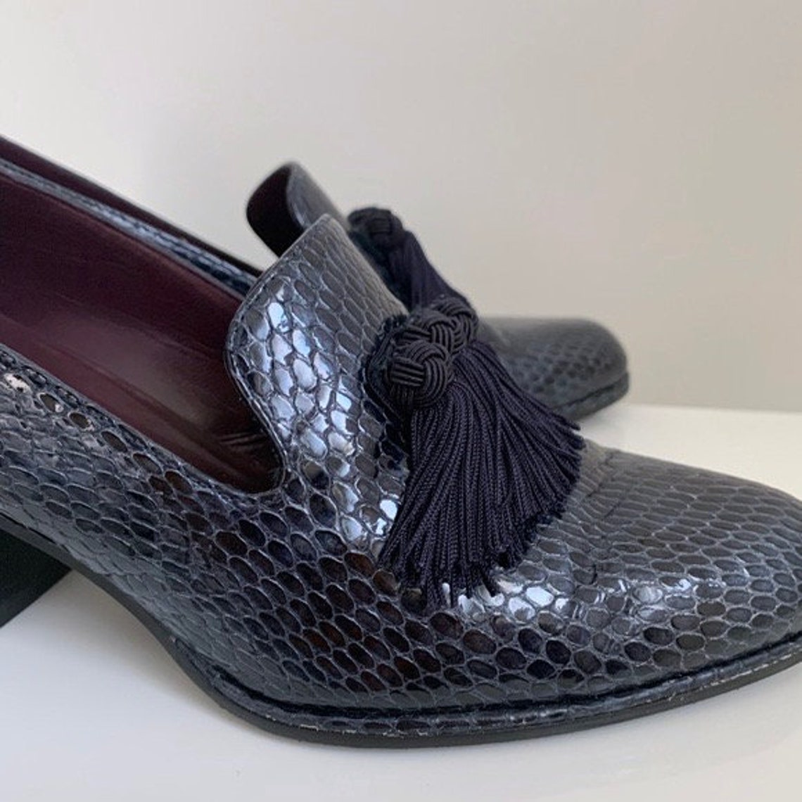 stuart weitzman razmataz tassel heeled loafer