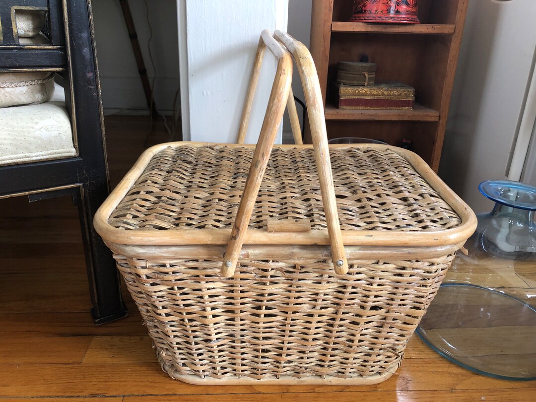 Vintage French Picnic Basket, 1950s Excellent Condition, Blonde Rattan