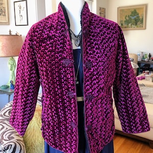 Reversible purple velvet Chinese Tang jacket with pockets, perfect vintage 60s, and giving heavy Prince vibes!