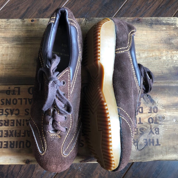 70’s Vintage Unisex Bowling Style Shoes | Deadstoc