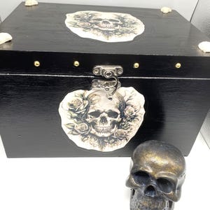 Gothic Floral Skull Keepsake Box: Black Wooden Ornament, Personalized