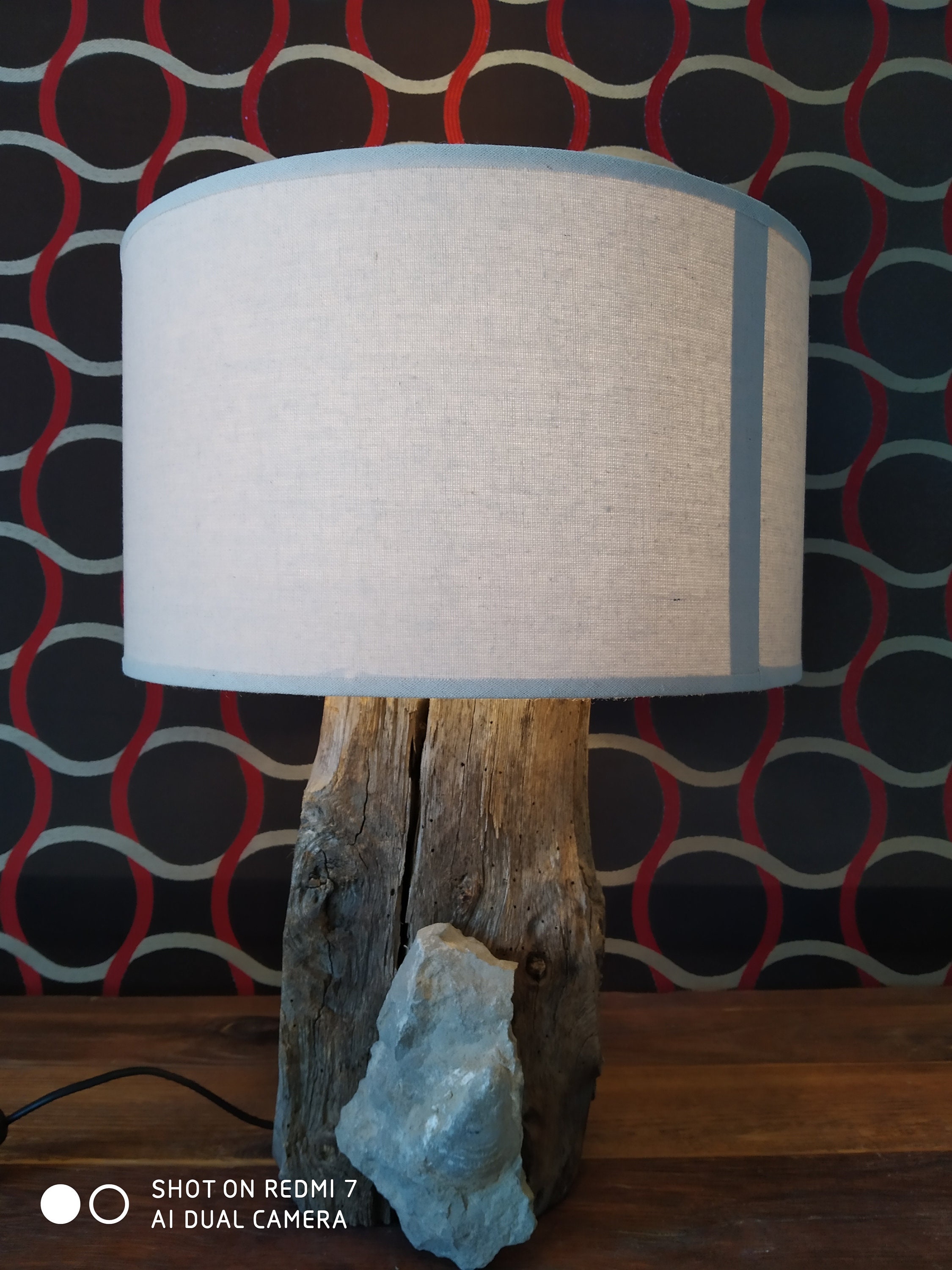 Lampe en Bois avec Fossile