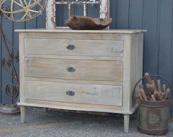 Coastal Sleek Bachelors Chest Of Three Drawers Oversize Rustic Nightstand Bed Side Table Driftwood Finish