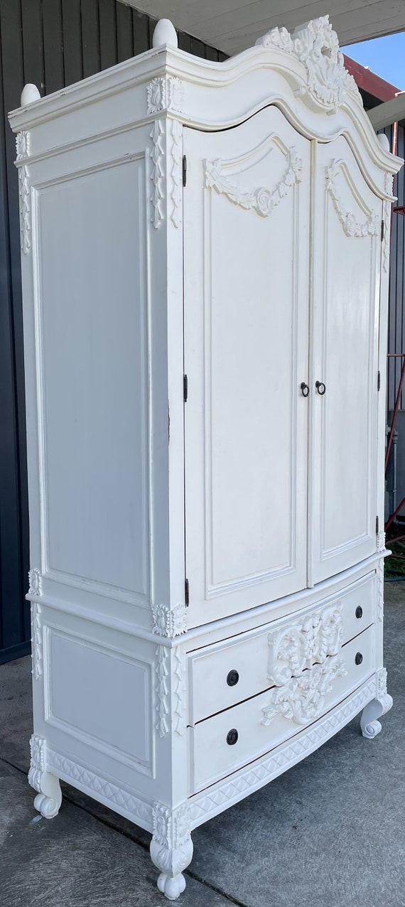 Shabby Chic Distressed White Vintage Style French Baroque Romantic