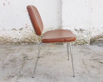 Mid Century Modern Faux Leather Chair / Vintage Chair / Italian Design / Living room Design / Interior / Faux Leather Chair / Italy / '70s