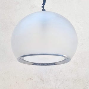 Mid Century XL White Guzzini Spheric Ceiling Light / Model Bud / Meblo Guzzini / Vintage Pendant Lamp / Space Age Lamp / Retro Light / &#39;70s