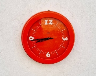 Vintage Wall Clock / Mid Century Clock / Atomic Clock / Gorenje Kvarc Clock / Space Age Wall Clock / Home Decor / Yugoslavia / 1970 / '70s