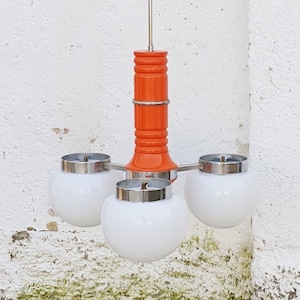Atomic Orange Three Bubble Pendant Lamp / Sputnik Style Chandelier / Ceiling Light / Space Age Lighting / Italy / &#39;70s