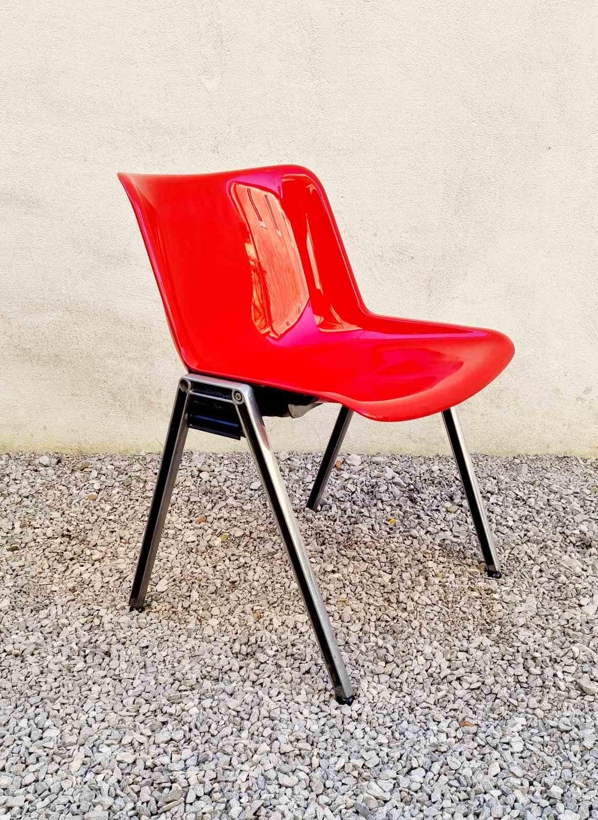 Mid Century Red Plastic Chair by Osvaldo Borsani for Tecno / Model