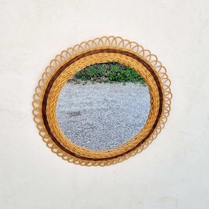 Mid Century Wall Mirror / Vintage Rattan Round Wall Mirror / Franco Albini Style / Boho Mirrors / Home Decor / Italian Design / 1970s / '70s imagem 8