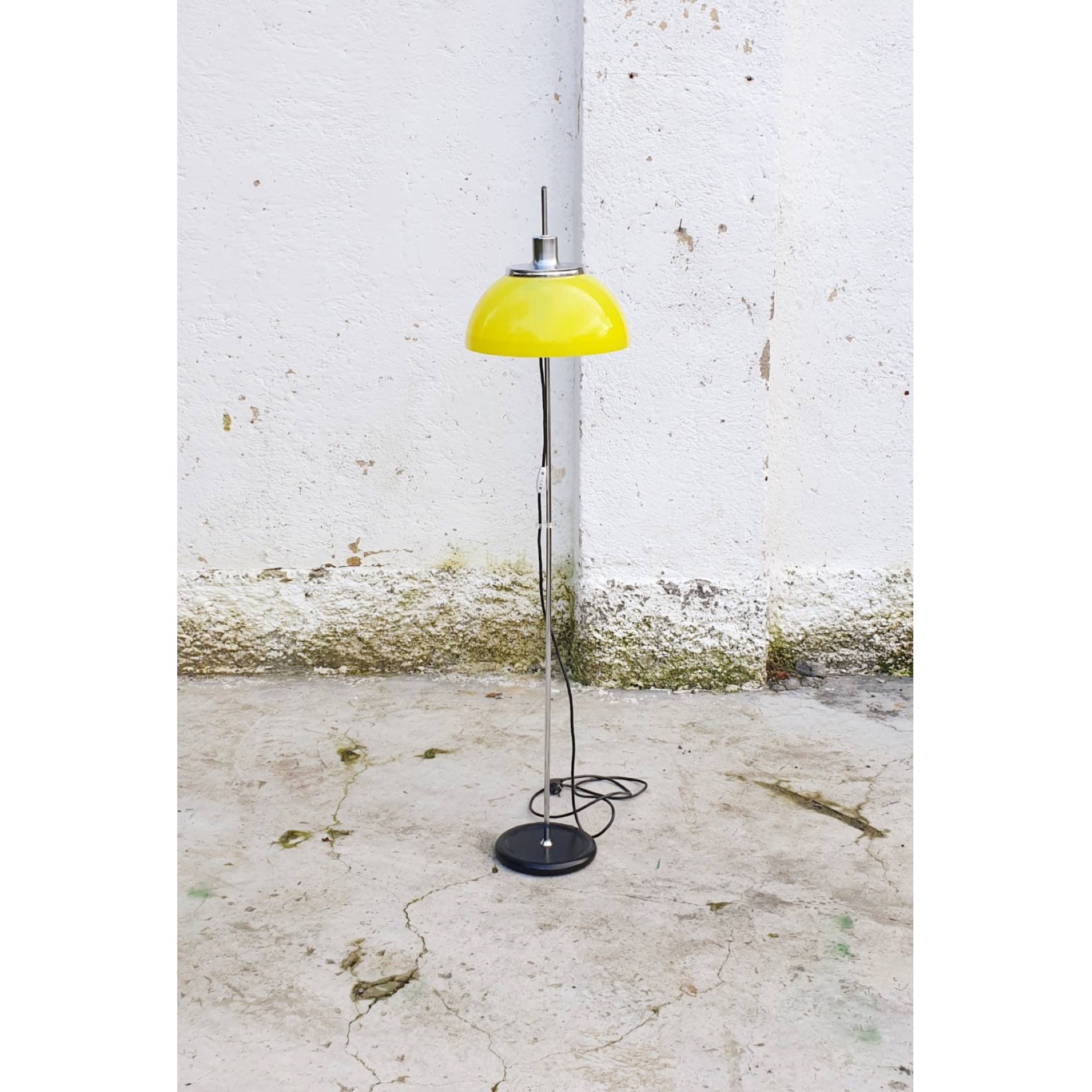 Vintage yellow floor lamp deals