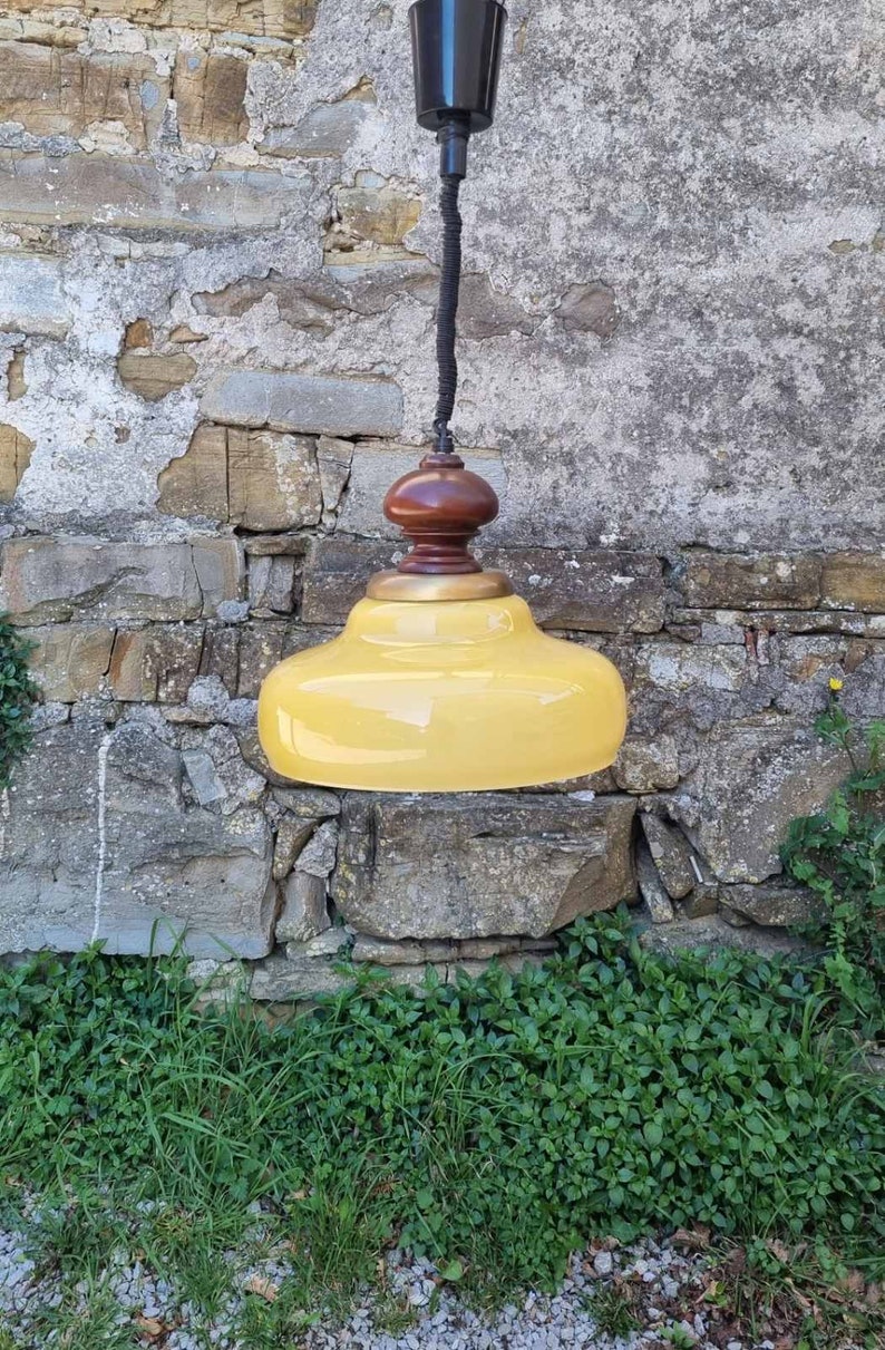Mid Century Glass Pendant Lamp / Retro Yellow Vintage Glass Ceiling Lamp / Hanging Light / Space Age / Retro Light / Yugoslavia / 1970 /'70s zdjęcie 7