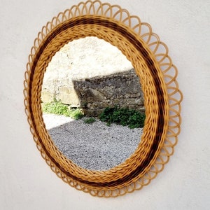 Mid Century Wall Mirror / Vintage Rattan Round Wall Mirror / Franco Albini Style / Boho Mirrors / Home Decor / Italian Design / 1970s / '70s imagem 10