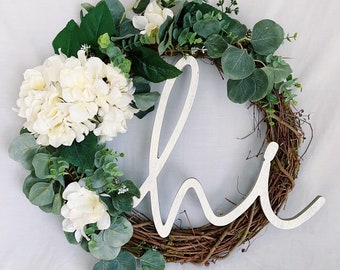 HI-drangea all-season wreath with wooden "hi" accent // simple modern farmhouse wreath with white hydrangea and eucalyptus