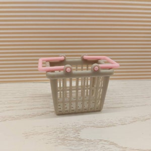 Lundby  shopping basket
