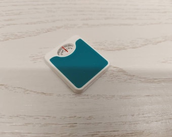 Lundby size bathroom scale
