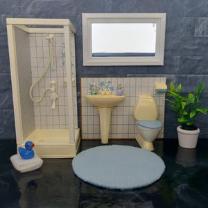 Lundby bathroom with tiny accessories inclusive