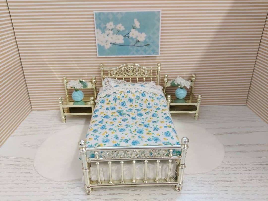 Lundby Original Brass Bed / Bedroom Set With Tiny Accessories Inclusive