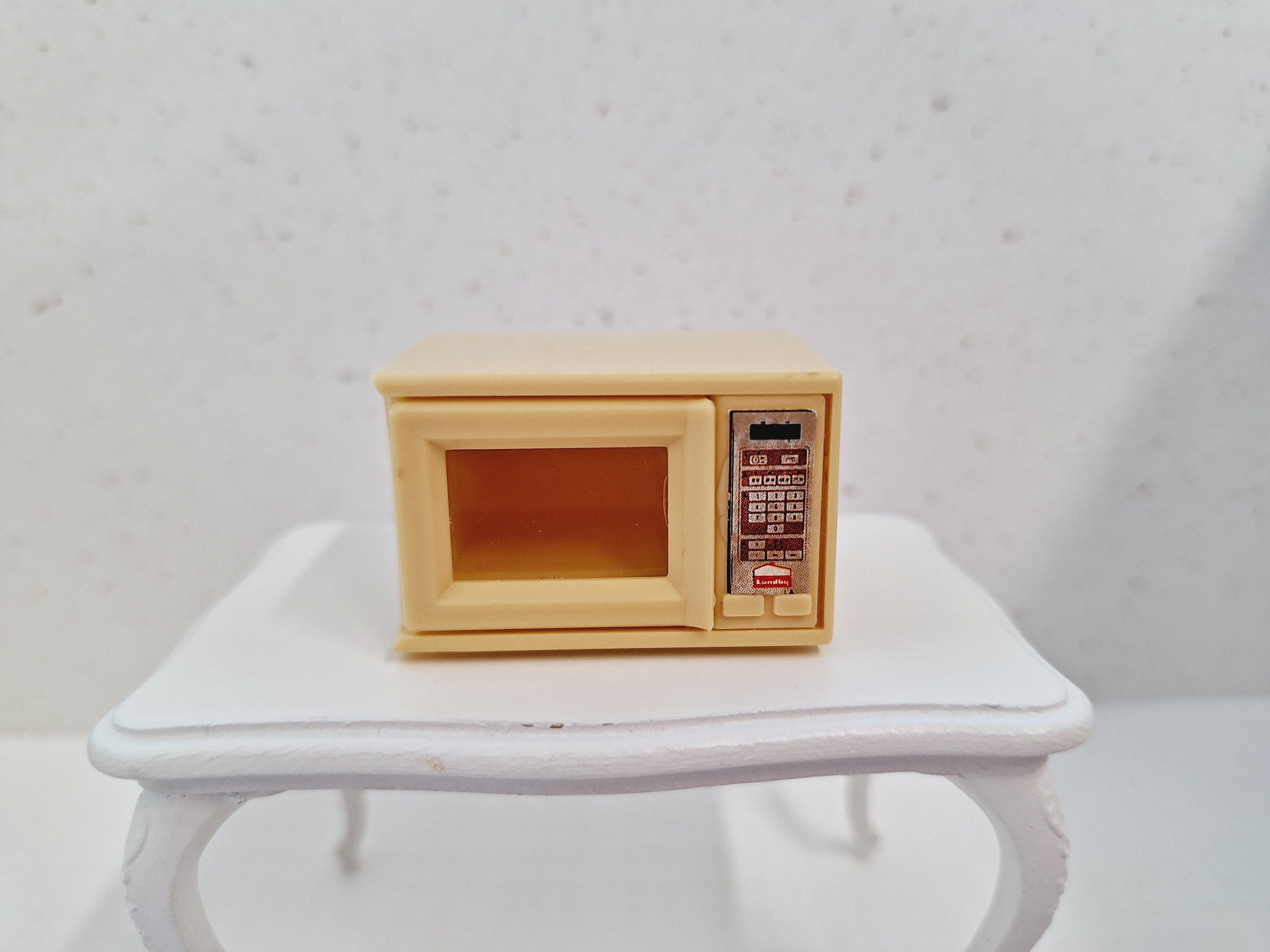 Miniature wooden cute microwave