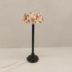 Standing lamp for dollhouse, approximately Lundby scale