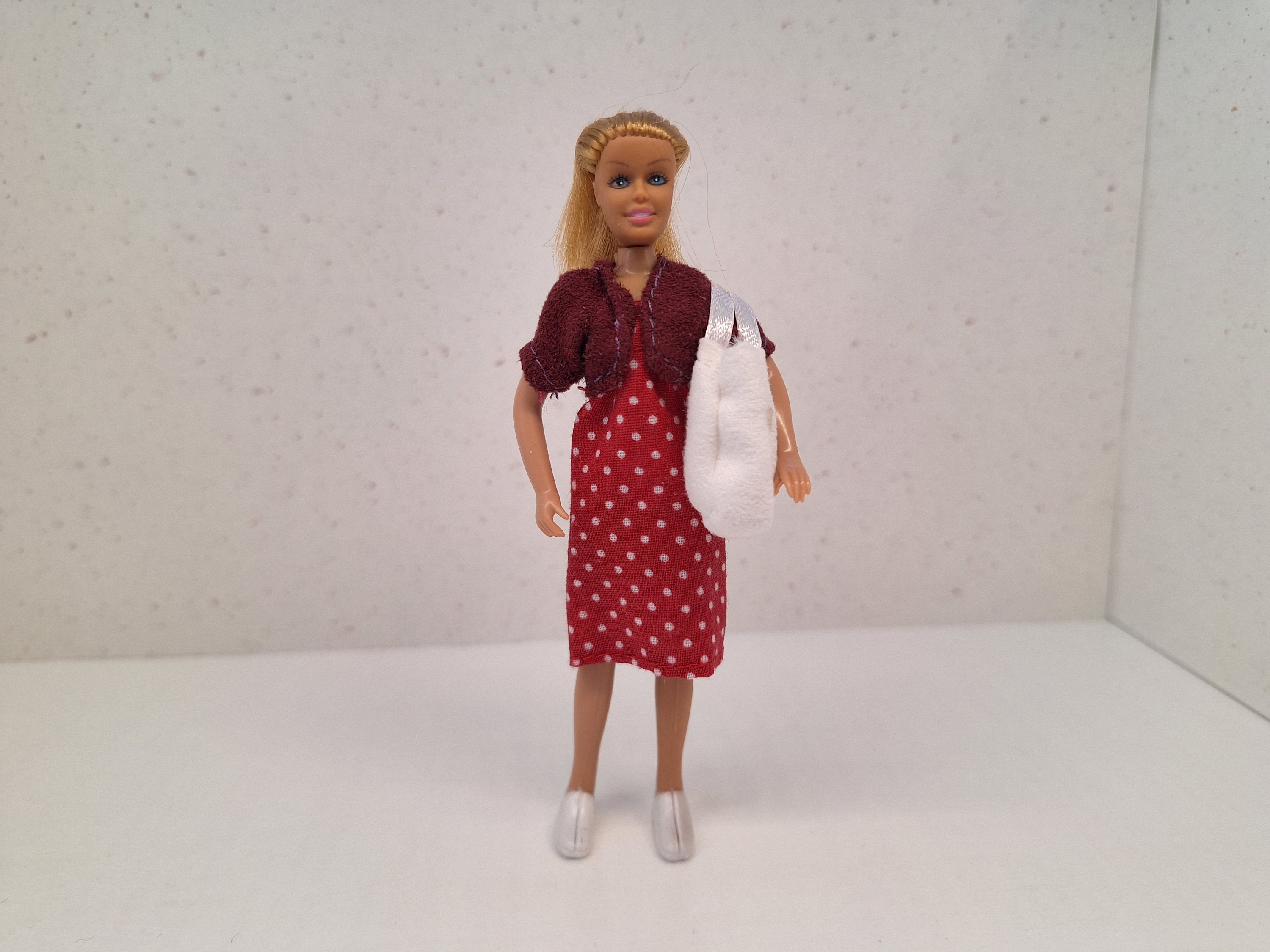 Lundby mother doll