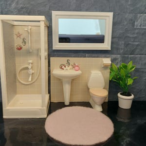 Lundby bathroom with tiny accessories inclusive