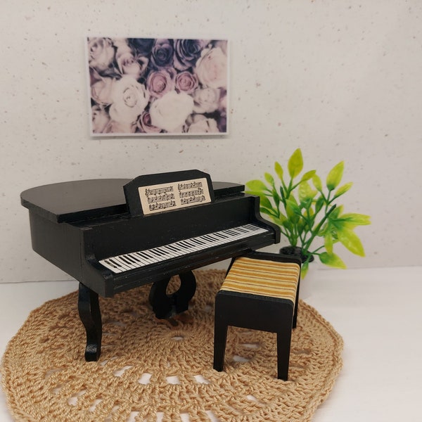 Lundby Grand Piano with stool and tiny accessories inclusive