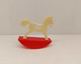 Rocking horse to dollhouse, fixed