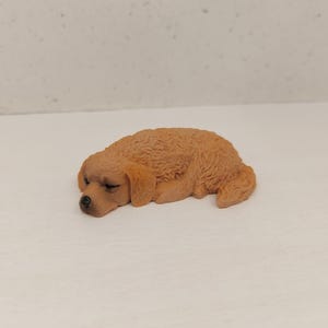 Dollhouse dog, approximately Lundby size