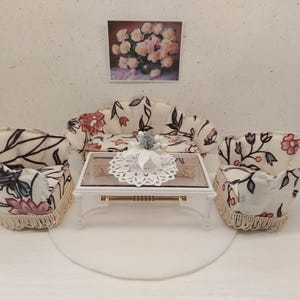 Lundby original living room set  / sofa set with tiny accessories inclusive
