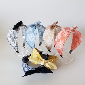Wide Ribbon Knotted Headband / Antique Paisley Print Bandanna / Hair Accessories for Woman