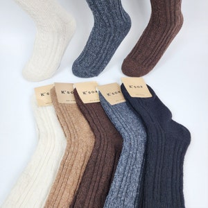 Winter Wool Twisted Golgi Knit Socks / Thick Warm Cozy Sock for Men and Women / Korean Fashion