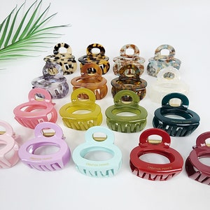 Leopard Snowman Hair Claw Clip (2.2 Inch) / Tortoise Shell Medium Size Ponytail Holder / Hair Barrette for Woman
