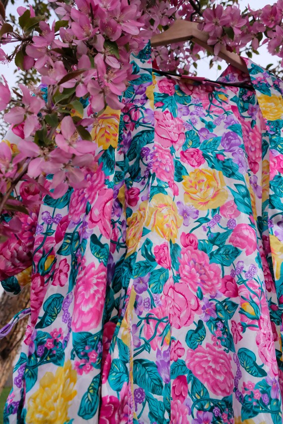 Colorful Floral Robe Kimono - image 7