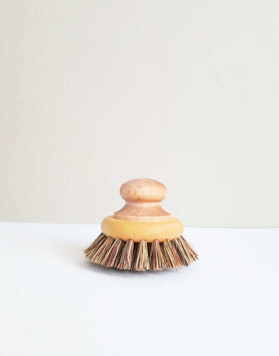 Dish & Pot Scrubber Brush