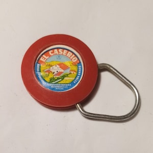 El Caserio vintage keychain, El Caserio keychain, Llavero El Caserio, Keyring collection, keychain collection, vintage collectibles