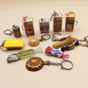 1960s Dessert Keychain: Vintage Collectible Food Keychain