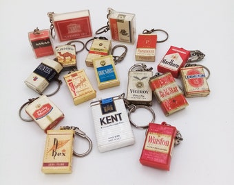 タバコブランドのヴィンテージキーホルダー、タバコのヴィンテージ