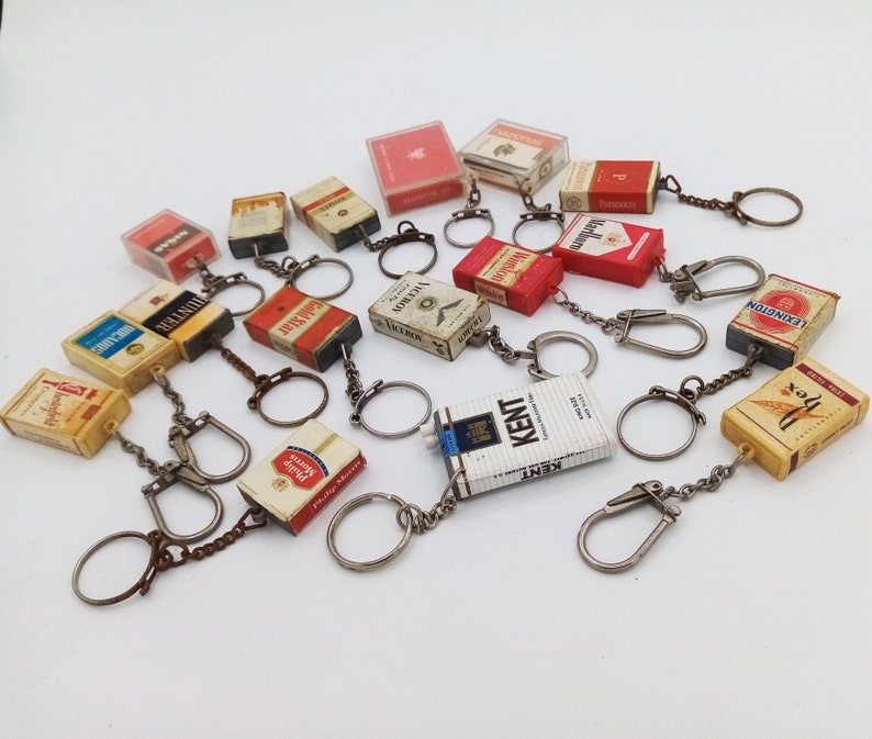 From 1960s Tobacco Cigarettes Box Vintage Keychain, Tobacciana Vintage