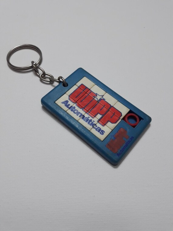 Vintage Wipp Detergent Puzzle Keychain: Collectib… - image 1