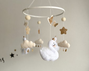 Móvil de cisne para bebé: decoración dorada para guardería, móvil de cuna hecho a mano