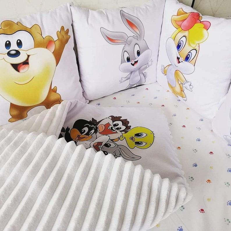 Bedding set with Baby Looney Tunes The set bumpers for ...