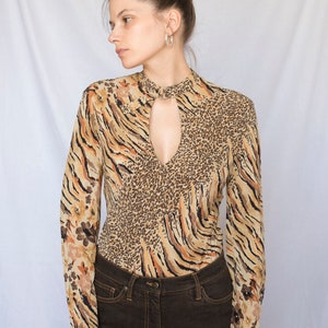 Y2K Max&Co Pure Silk Animal and Floral Printed Cut Out Shirt