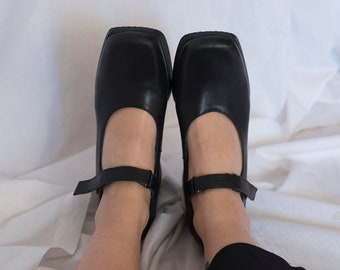 1990s Chunky Leather Mary Janes Wedge Shoes in Black